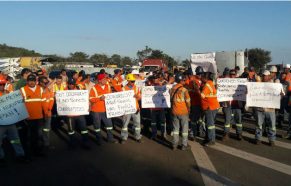 TRABAJADORES DE ODEBRECHT PREOCUPADOS POR SU FUTURO LABORAL