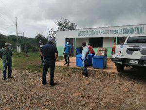 Establecen cerco comunitario en Cañaveral de San Francisco debido a los casos de la covid-19.