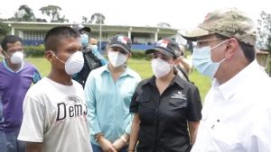 Sobrevivientes de la tragedia en Rio Bejuco al norte de Veraguas, reciben ayuda gubernamental.