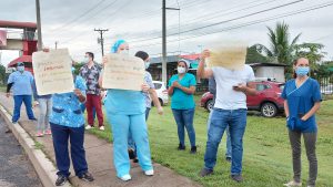 Personal de salud piden el pago de salarios atrasados.