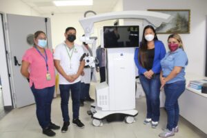Entregan Microscopio quirúrgico para neurocirugía en el Hospital Dr.Luis «Chicho»Fabrega.