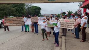 Pacientes de oftamología siguen esperando cirugías de la vista.