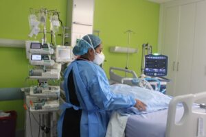 Nueva especialista llega al hospital regional de Veraguas.