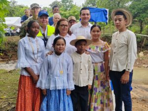 Embajador de EE.UU en Panamá realiza gira por Veraguas.