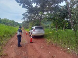Autos abandonados, son recuperados por la Policía Nacional.
