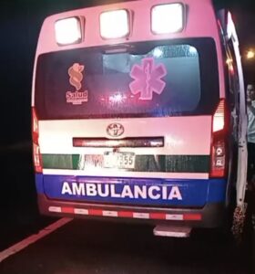 Mujer muere después del parto en su residencia en Santa Fe.