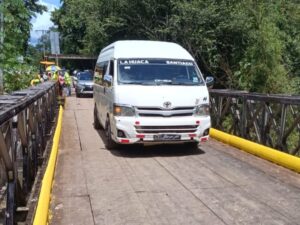 Reabren puente en Río Cañazas.
