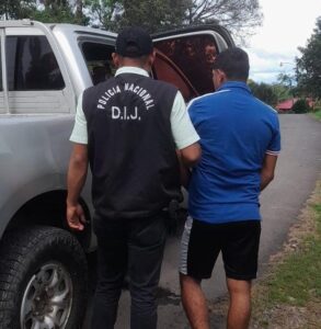 PN captura a sujeto sospechoso de agresión y robo en Santiago.