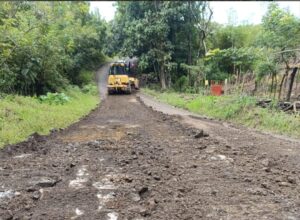 Inician trabajos de reparación de vía en Atalaya.