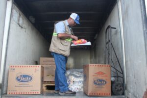Minsa supervisa transporte de alimentos en Veraguas.