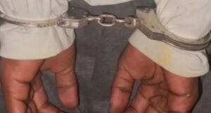 17 años de prisión por robarle a un trabajador de supermercado en Santiago.