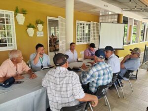 Productores en Veraguas se actualizan en cambio climático.