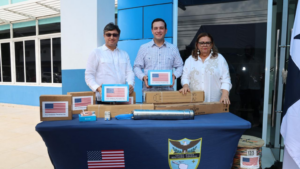 Embajador de EE.UU realiza gira diplomática por Veraguas.