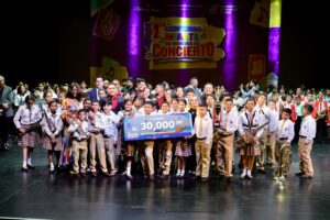 Escuela San Martín triunfa en concurso nacional de bandas de música en la categoría infantil.