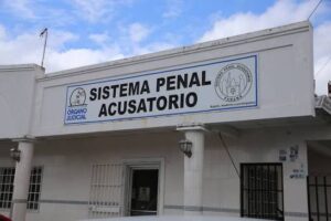 Representante en líos judiciales por violencia de género.