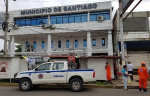 SE INUNDA ALCALDIA DE SANTIAGO