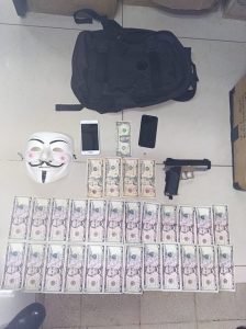 Policia Nacional captura a varias personas con casos pendientes con la ley.