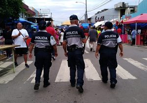 Policia Nacional emite informe de operativos durante fiestas de calles en Santiago.