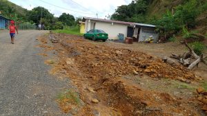 Moradores de la Foresta A en San Martín molestos por trabajos inconclusos.